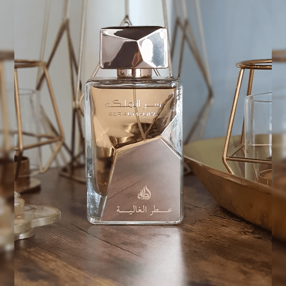 Ser Al Malika Attar Al Ghalia EDP - 100ML by Lattafa - Intense oud